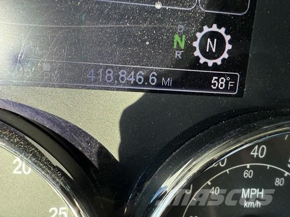 Peterbilt 567 Tractor Units