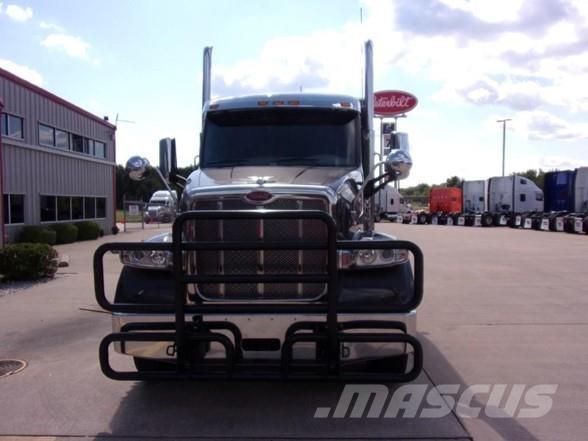 Peterbilt 567 Tractor Units