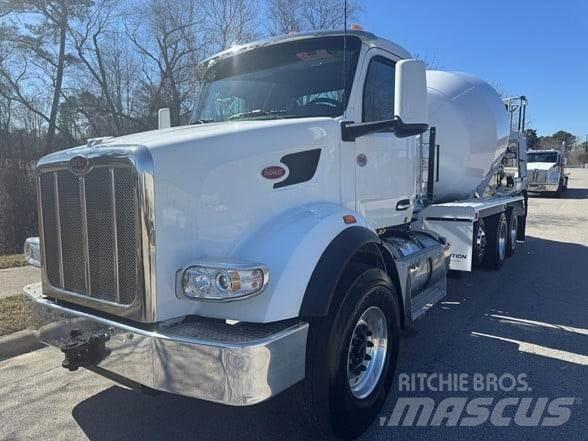 Peterbilt 567 Construction - Others