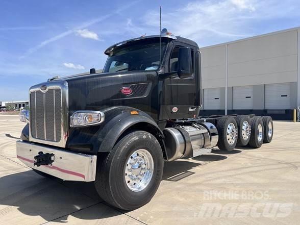 Peterbilt 567 Tipper trucks
