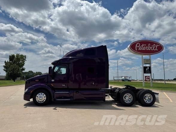 Peterbilt 579 Tractor Units