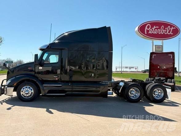 Peterbilt 579 Tractor Units
