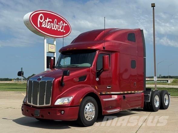 Peterbilt 579 Tractor Units