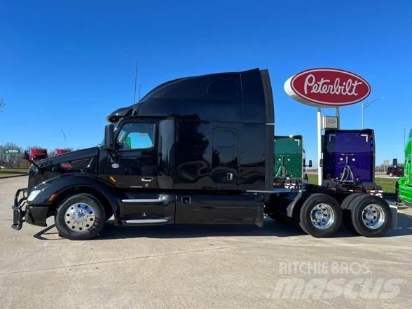 Peterbilt 579 Tractor Units