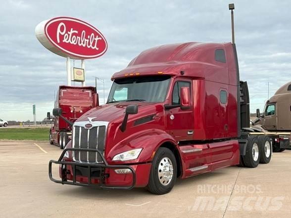Peterbilt 579 Tractor Units