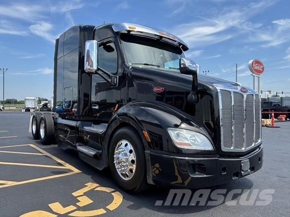 Peterbilt 579 Tractor Units