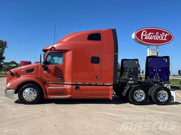 Peterbilt 579 Tractor Units