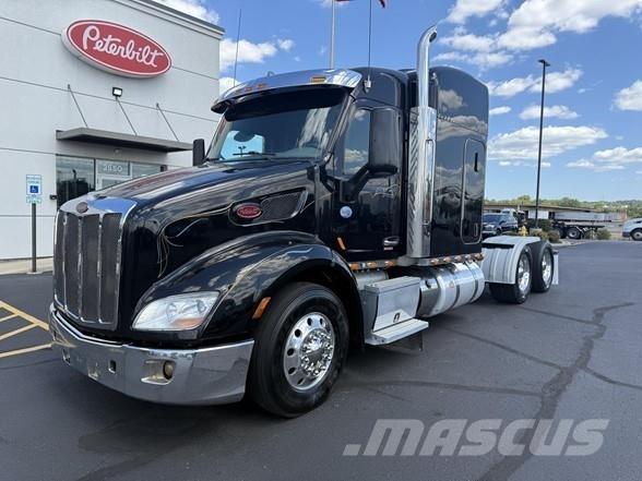 Peterbilt 579 Tractor Units