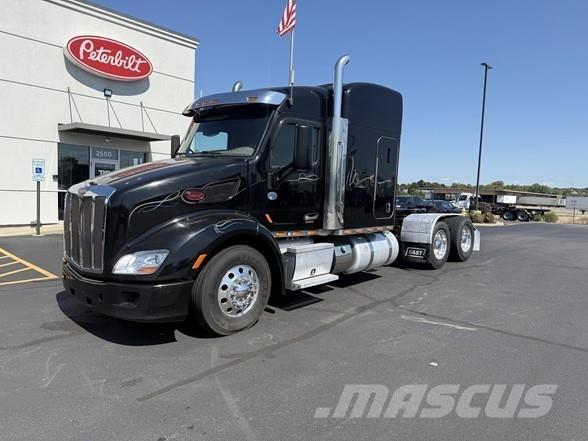 Peterbilt 579 Tractor Units