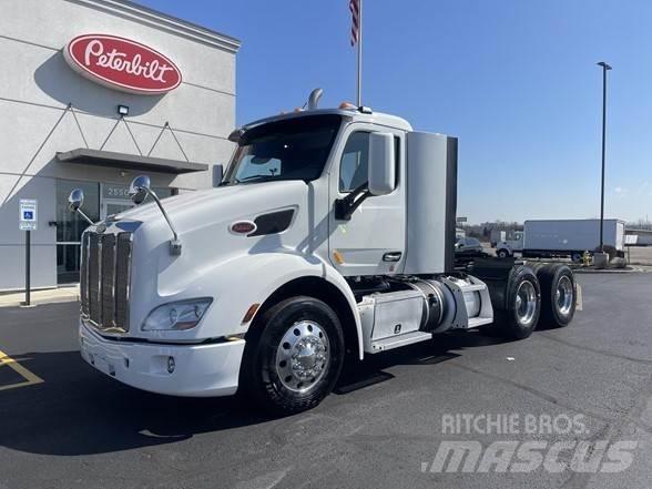 Peterbilt 579 Tractor Units