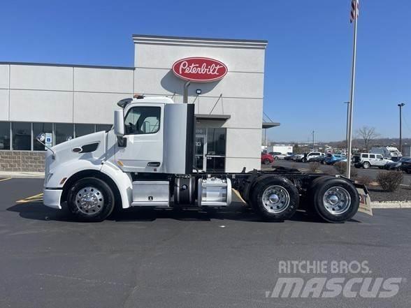 Peterbilt 579 Tractor Units