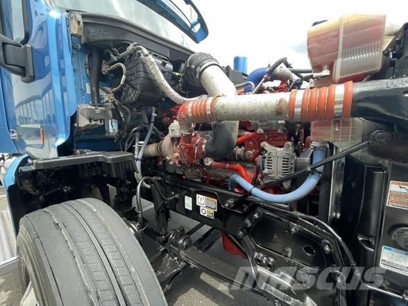 Peterbilt 579 Tractor Units