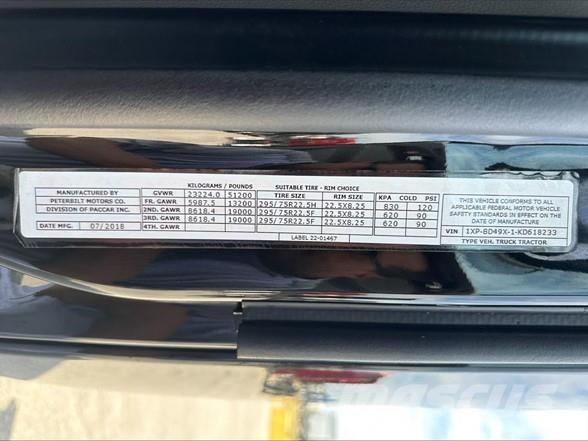 Peterbilt 579 Tractor Units