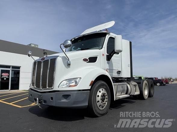 Peterbilt 579 Tractor Units