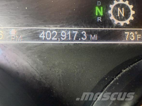 Peterbilt 579 Tractor Units