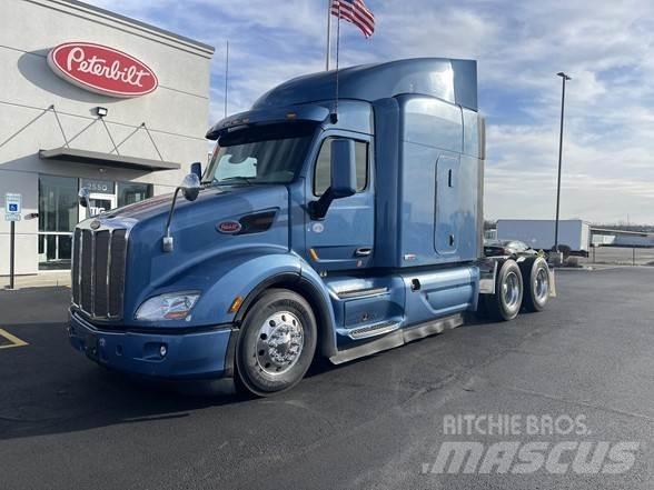 Peterbilt 579 Tractor Units