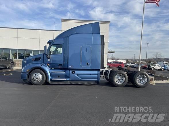 Peterbilt 579 Tractor Units