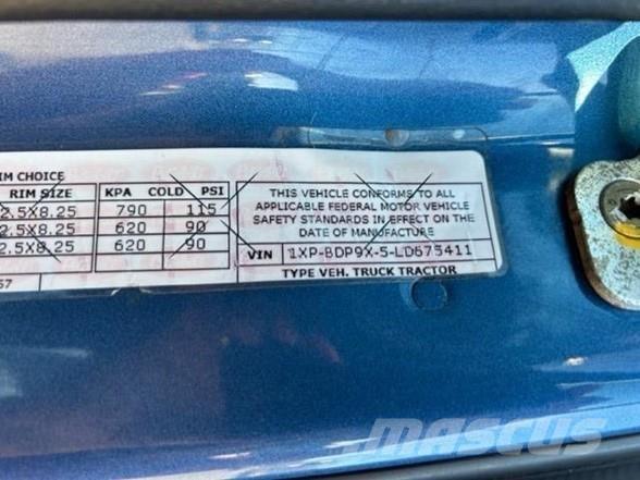 Peterbilt 579 Tractor Units