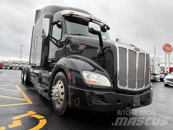 Peterbilt 579 Tractor Units