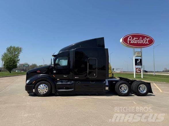Peterbilt 579 Tractor Units