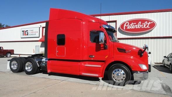 Peterbilt 579 Tractor Units