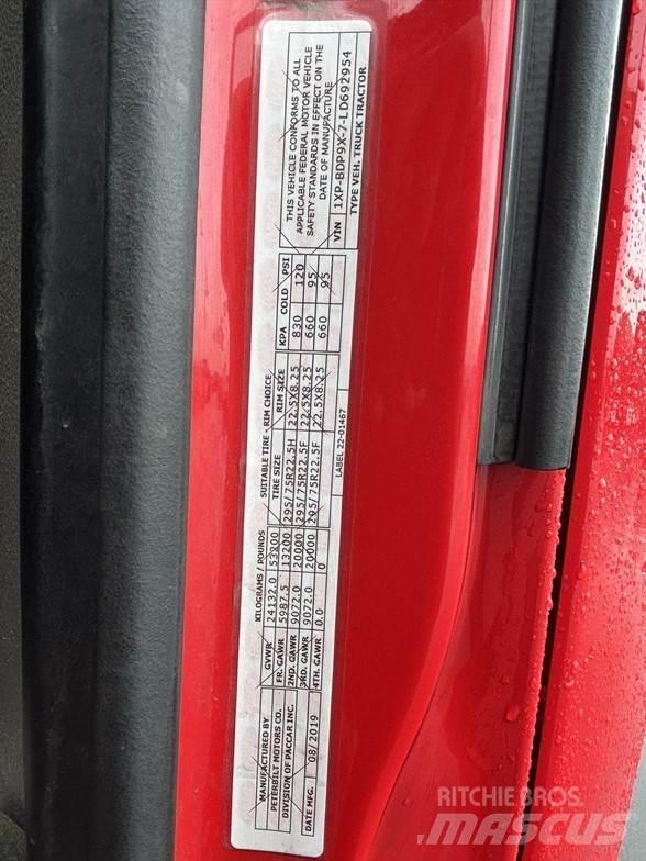 Peterbilt 579 Tractor Units