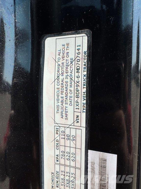 Peterbilt 579 Tractor Units