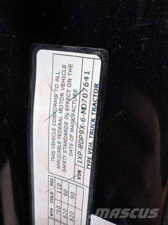 Peterbilt 579 Tractor Units