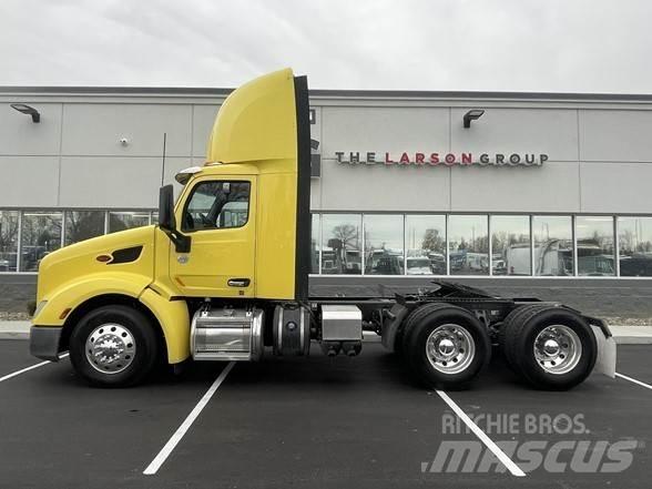 Peterbilt 579 Tractor Units