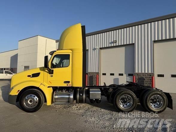 Peterbilt 579 Tractor Units