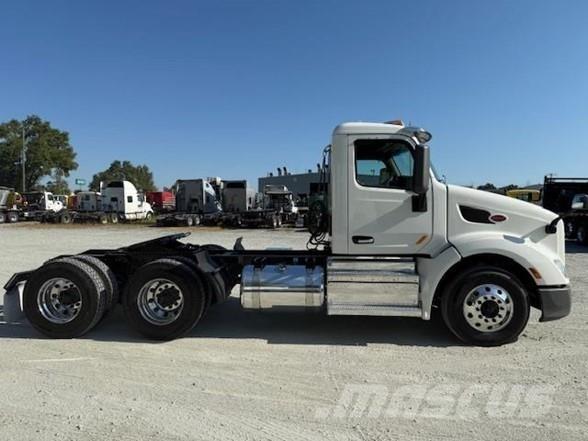 Peterbilt 579 Tractor Units