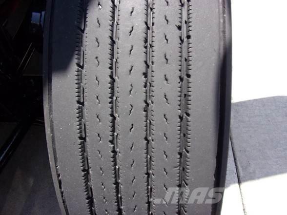 Peterbilt 579 Tractor Units