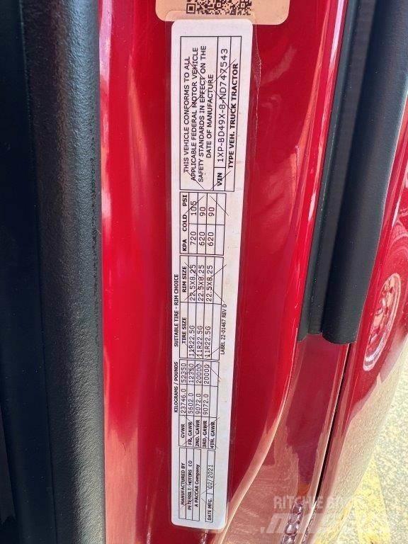 Peterbilt 579 Tractor Units