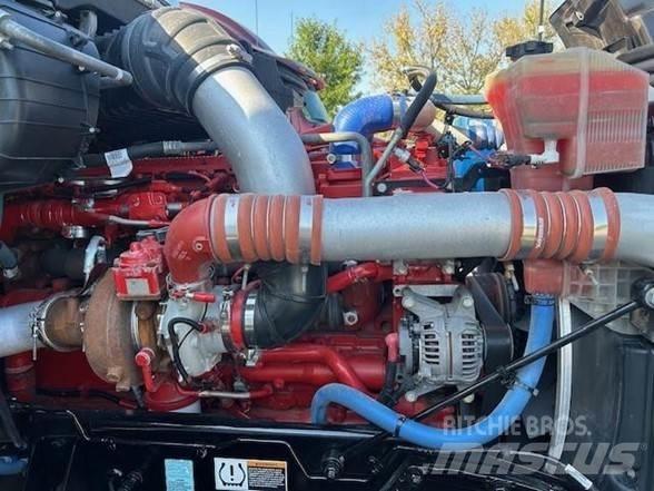 Peterbilt 579 Tractor Units