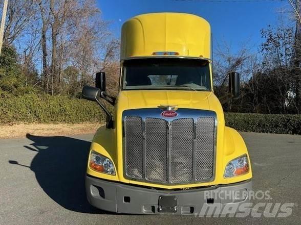 Peterbilt 579 Tractor Units