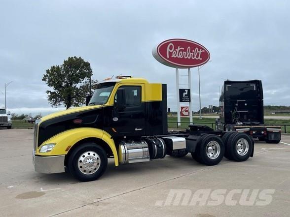 Peterbilt 579 Tractor Units