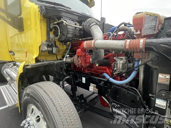 Peterbilt 579 Tractor Units
