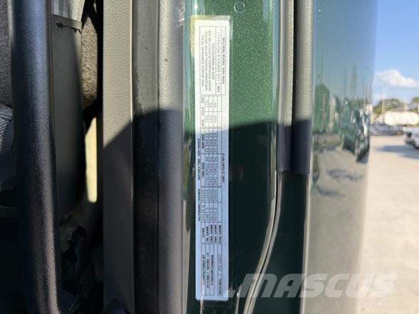 Peterbilt 579 Tractor Units