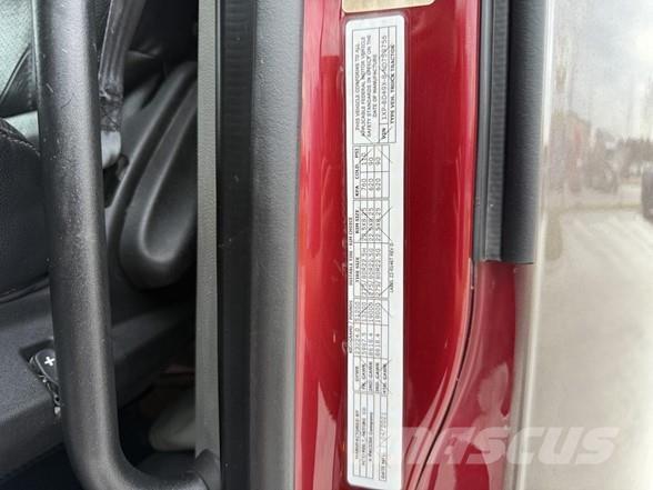 Peterbilt 579 Tractor Units