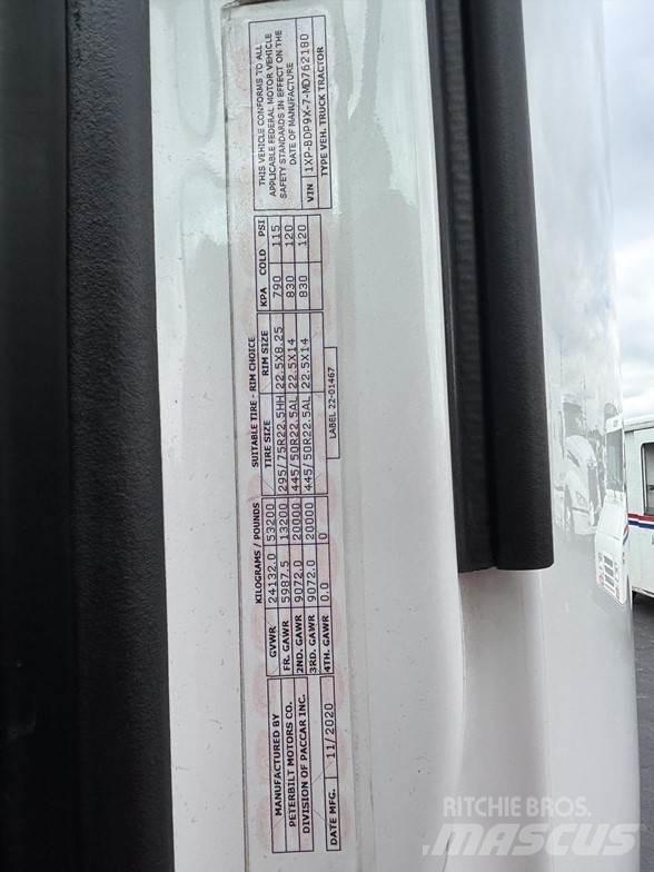 Peterbilt 579 Tractor Units