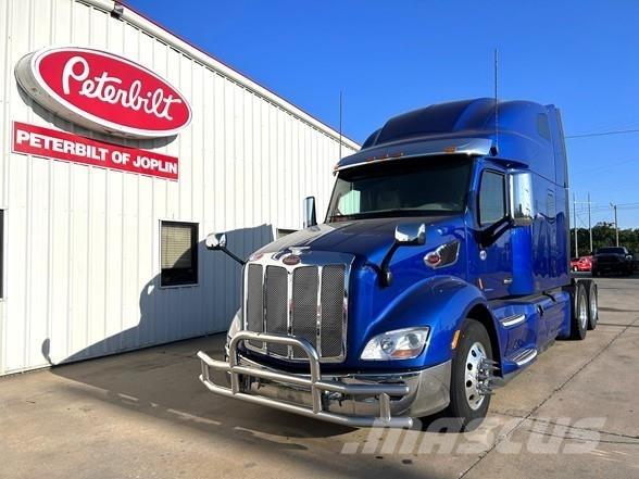 Peterbilt 579 Tractor Units