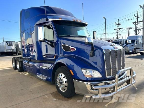 Peterbilt 579 Tractor Units
