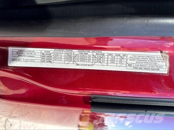 Peterbilt 579 Tractor Units