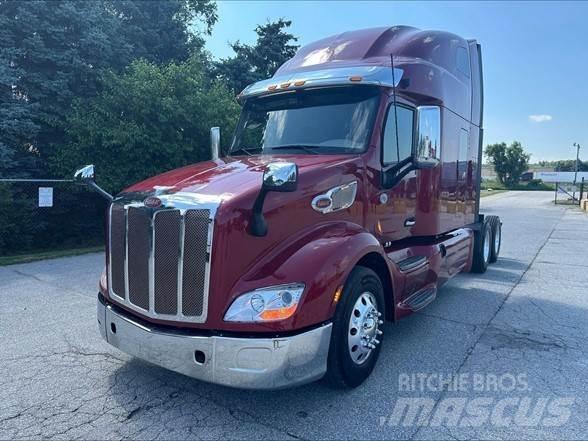 Peterbilt 579 Tractor Units