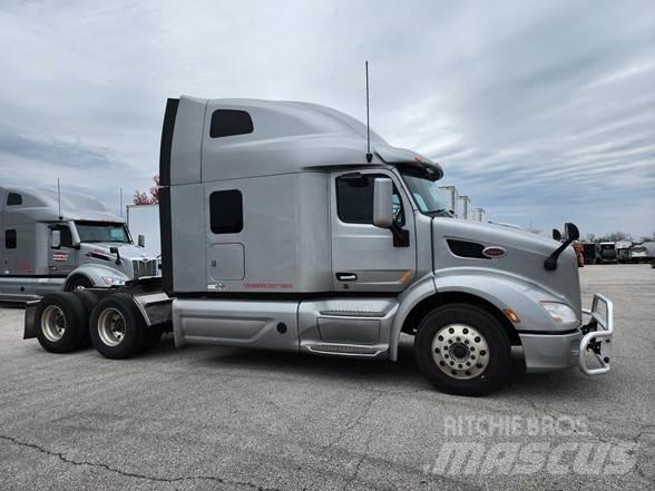 Peterbilt 579 Tractor Units