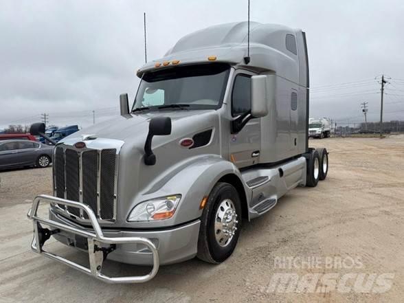 Peterbilt 579 Tractor Units