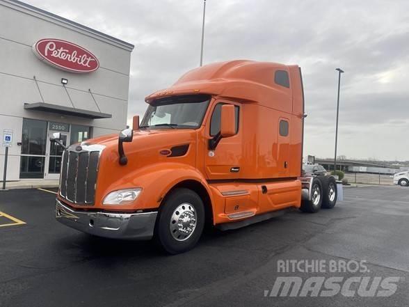 Peterbilt 579 Tractor Units