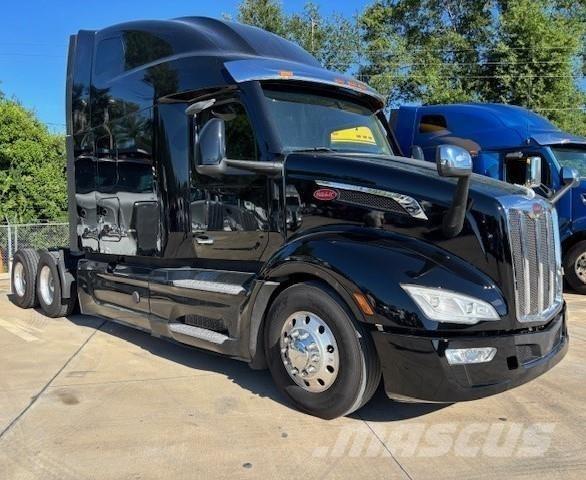 Peterbilt 579 Tractor Units