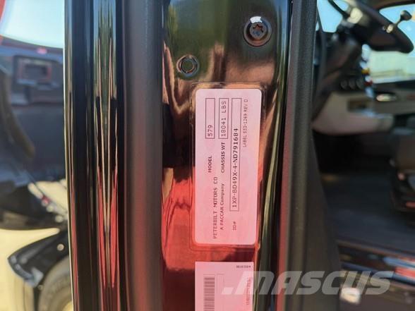 Peterbilt 579 Tractor Units