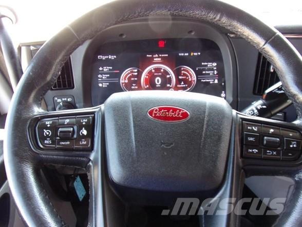Peterbilt 579 Tractor Units
